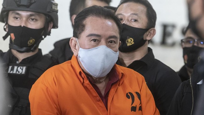 Pengacara Djoko Tjandra, Oto Hasibuan mengklaim kesulitan bertemu dengan kliennya, sehingga tidak benar isu bahwa Djoko Tjandra dapat perlakuan khusus di lapas.