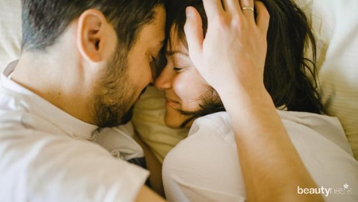 Jangan Lewatkan! Pentingnya Pillow Talk dalam Meningkatkan Keintiman Jangan Lewatkan! Pentingnya Pillow Talk dalam Meningkatkan Keintiman