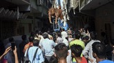 NYALANG: Suka dan Nestapa di Perjamuan Terakhir Rangkuman foto-foto unik dari seluruh dunia yang dirangkum redaksi CNNIndonesia.com