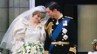 7 Foto Pernikahan Putri Diana & Pangeran Charles yang Jarang Terekspose