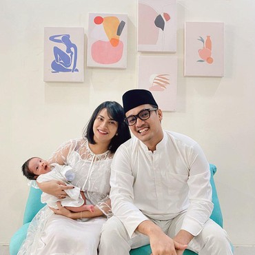 Vanessa Angel Unggah Momen Idul Adha, Wajah Sang Putra Jadi Sorotan