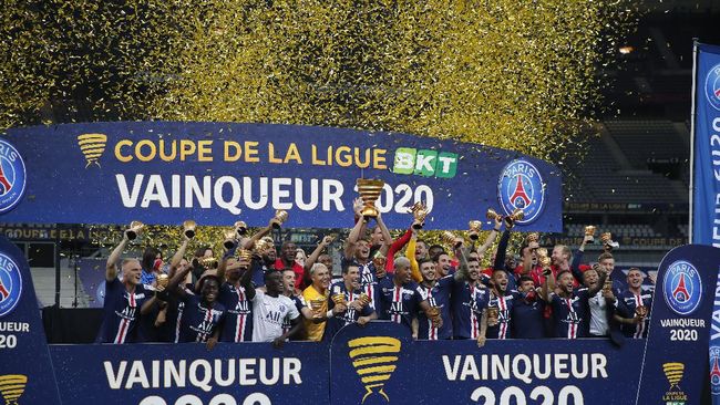 FOTO: Juara Piala Liga, PSG Sempurna di Perancis