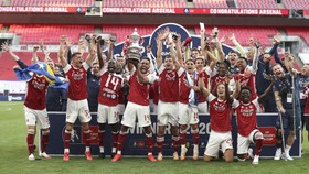 FOTO: Arsenal Juara Piala FA