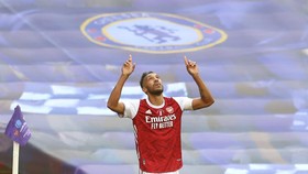 Aubameyang Layak Dapat Rp9,5 Miliar Sepekan