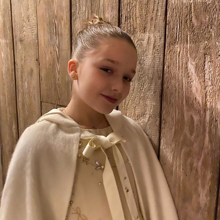 <p>Harper Seven Beckham adalah anak keempat pasangan Victoria da David Beckham. Bocah 9 tahun ini jadi satu-satunya anak perempuan di keluarga Beckham. (Foto: Instagram @victoriabeckham)</p>