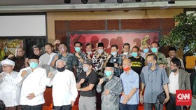 Tudingan Otoriter dari Barisan Singa Tua Penentang Jokowi