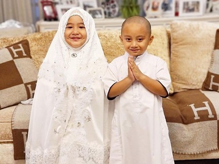 Imut Banget! 7 Potret Keponakan Kembar Syahrini yang Baru Ulang Tahun ke-5