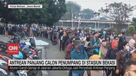 VIDEO: Antrean Panjang Calon Penumpang KRL di Stasiun Bekasi