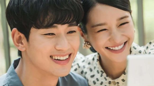 Seo Ye-ji mengaku tersentuh dengan It's Okay to Not Be Okay setelah berhasil menonton drama Korea yang ia bintangi itu hingga rampung baru-baru ini.