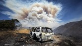 FOTO: Kebakaran Hutan 'Apple Fire' di California Kebakaran hutan terjadi di Cherry Valley, California selatan, Amerika Serikat yang telah meluas hingga lebih dari 20 ribu hektare.