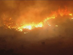 Kebakaran Hutan California Makin Ngeri, 8.000 Hektare Hangus