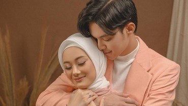 img-title Dinda Hauw Pamer Pakai Cadar Usai Fotonya tanpa Hijab Disebar