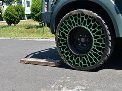 Selain Michelin, TNI AD Juga Kembangkan Teknologi Ban Tanpa Udara, Ini Wujudnya