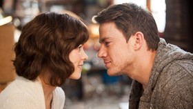 Rekomendasi Film Barat Romantis yang Bisa Menguras Emosi