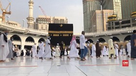 img-title VIDEO: Tawaf Wada' Tutup Ibadah Haji di Tengah Pandemi Corona