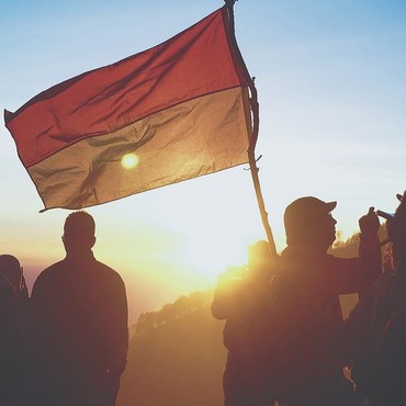Wanita Bakar Bendera Merah Putih, Ngaku Kecewa Indonesia Diakui PBB