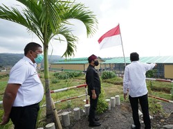 Bupati Anas Cek Pembangunan Pabrik Kereta Api Terbesar se-Asia