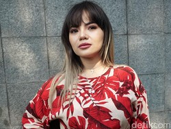 Deretan Kontroversi Vulgar Dinar Candy yang Berujung Diamankan Polisi