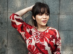 Dinar Candy Antara Protes Berbikini dan Pornoaksi