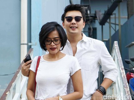 Dirly Idol Dikaruniai Anak Kedua, Ucap Syukur Memiliki Bayi Perempuan