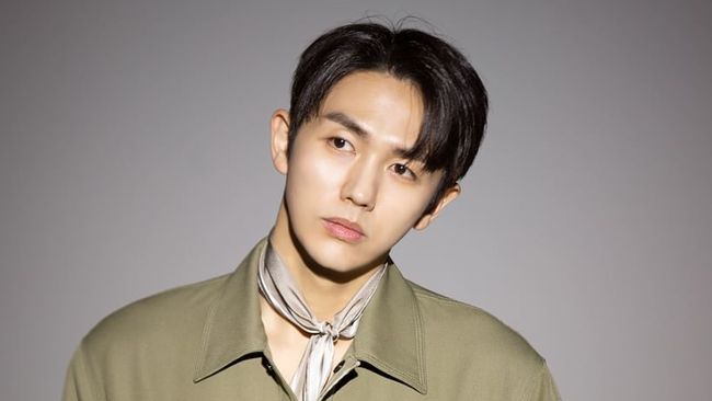 Jellyfish Entertainment selaku agensi Seulong 2AM mengonfirmasi bahwa kliennya terlibat dalam kecelakaan di mana ia menabrak pejalan kaki yang akhirnya tewas.