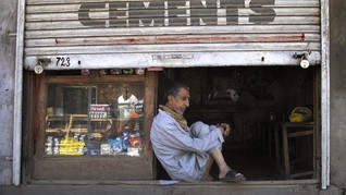 FOTO: Lockdown India Buat Ekonomi Kashmir Makin Terpuruk