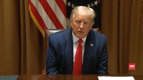 VIDEO: Trump Sarankan Microsoft Beli Semua Saham TikTok