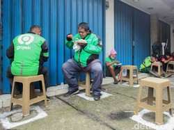 Upaya Pendisiplinan Protokol Covid-19 dari Persuasif hingga Pidana
