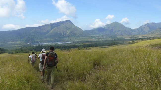 Kebakaran Padam, Jalur Pendakian Senaru Gunung Rinjani Kembali Dibuka