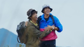 Lee Seung-gi dan Jasper Liu Tak Henti Kagumi Gua Jomblang