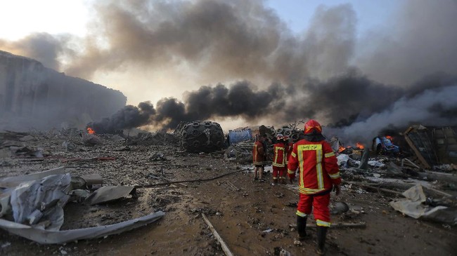 Dewan Pertahanan Tertinggi Libanon menyatakan ledakan di Ibu Kota Beirut pada Selasa (4/8) petang sebagai bencana kecelakaan (disaster-striken city).