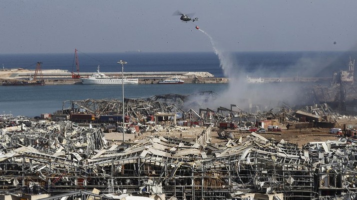 Ledakan di Beirut, Libanon. (AP/Hassan Ammar) Ledakan di Beirut, Libanon. (AP/Hassan Ammar)