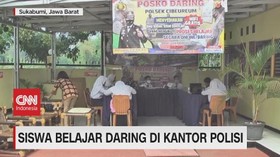 VIDEO: Siswa Belajar Daring di Kantor Polisi