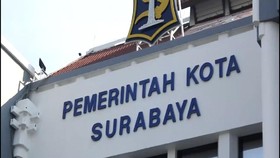 VIDEO: Pemkot Surabaya Klarifikasi Risma Klaim Zona Hijau
