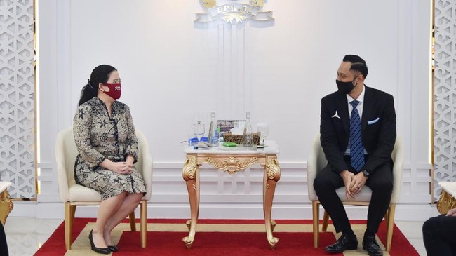 Ketua DPP PDIP Puan Maharani akan bertemu dengan Ketua Umum Partai Demokrat Agus Harimurti Yudhoyono (AHY) usai ramai penjajakan kerja sama kedua partai.