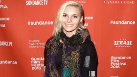 Bintang Dokumenter Netflix Daisy Coleman Meninggal Bunuh Diri