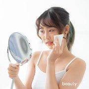 Hilangkan Minyak Berlebih di Wajah dengan Lakukan Tips Ini