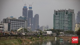 Bantuan Corona Pemerintah Belum 'Nendang' ke Ekonomi