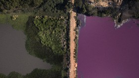 FOTO: Laguna, Danau di Paraguay yang Berubah Warna