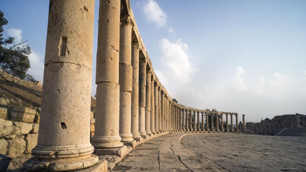 Drone Temukan Keberadaan Kota Kuno Tersembunyi di Italia