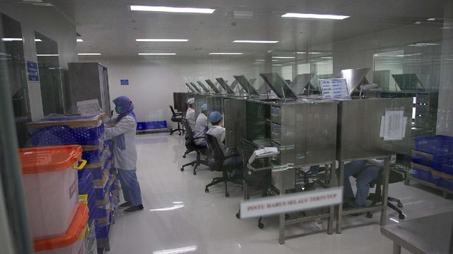FOTO: Ketika Vaksin Corona China Siap Uji Tahap III di RI