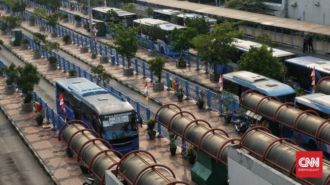 Pemberlakuan kembali PSBB di DKI Jakarta diyakini berdampak pada sektor transportasi publik sehingga perlu insentif bagi perusahaan transportasi publik.