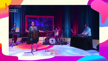 img-title Vina Panduwinata Tampil Penuh Warna di Konser Virtual 'Colour of Hope'