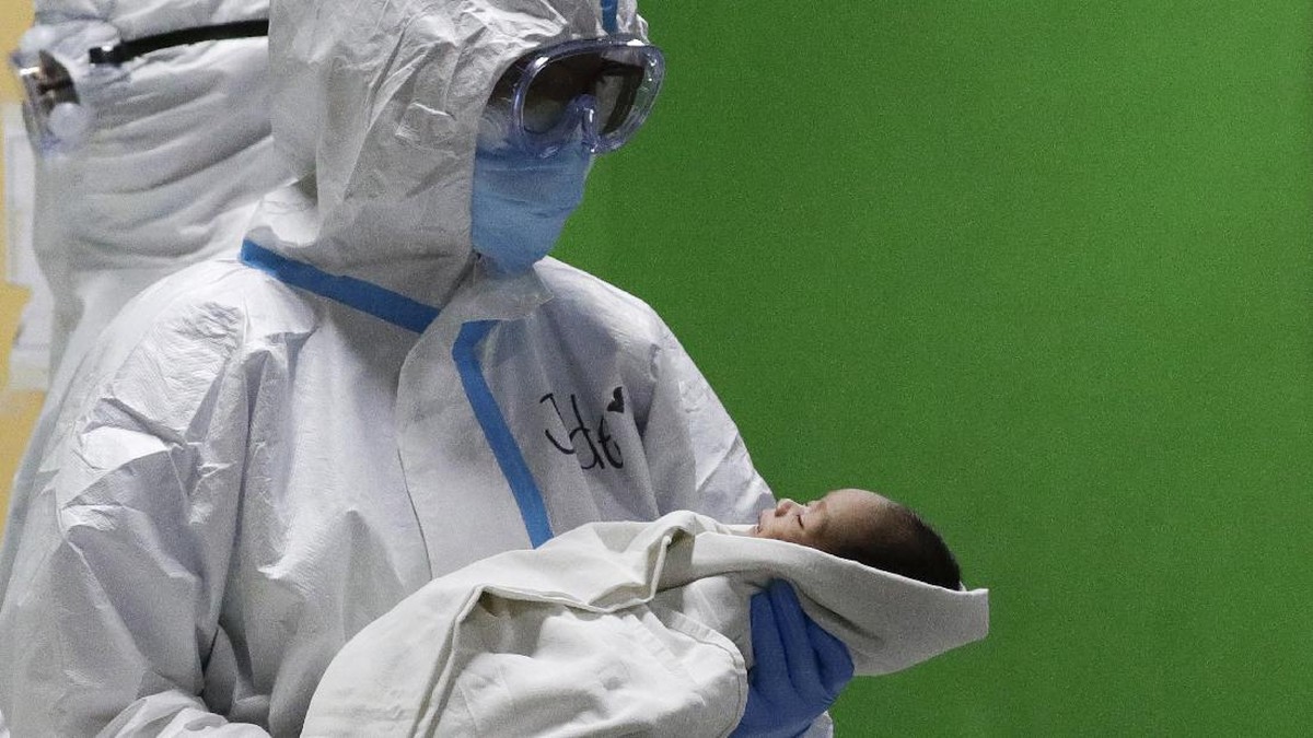 FOTO: Sempat Selamat dari Corona, Bayi di Filipina Meninggal