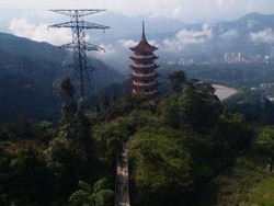 Begini Rasanya Jika Naik Cable Car di Genting