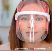LED Face Shield Mask Viral di TikTok, Apasih Manfaatnya?