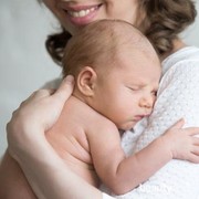 Kesalahan dalam Merawat Bayi Baru Lahir, Calon Ibu Perlu Tahu!