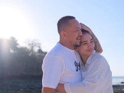 Mantan Suami Telepon, Feby Febiola Minta Izin Franky Sihombing
