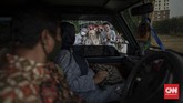 Foto: Pernikahan Drive Thru Jadi Alternatif di Tengah Pandemi Pernikahan drive thru jadi alternatif resepsi di tengah pandemi Covid-19. Pesta tetap digelar, tapi dengan protokol kesehatan yang ketat dan pembatasan tamu.