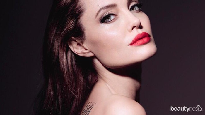 Angelina Jolie Masih Cantik di Usia 45 Tahun, Ini Rahasianya